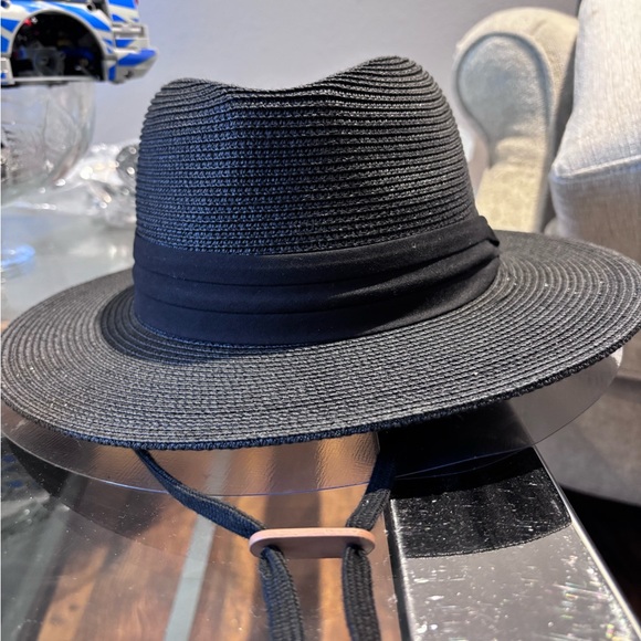 Black Women's Wide Brim Hat - Picture 1 of 4
